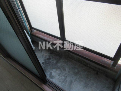 【バルコニー】 | メゾンモア（俊徳道賃貸） | 開放的で明るい空間を演出してくれるバルコニーです