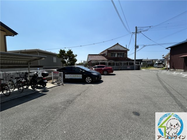 アバンツァート　西島の駐車場|※類似部屋