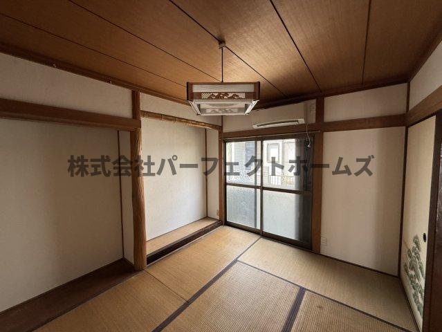 高田2丁目戸建　賃貸の和室|フローリングだけでなく、和室もあります