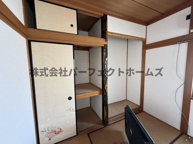 高田2丁目戸建　賃貸の収納|ちょっとした収納スペースも充実しています
