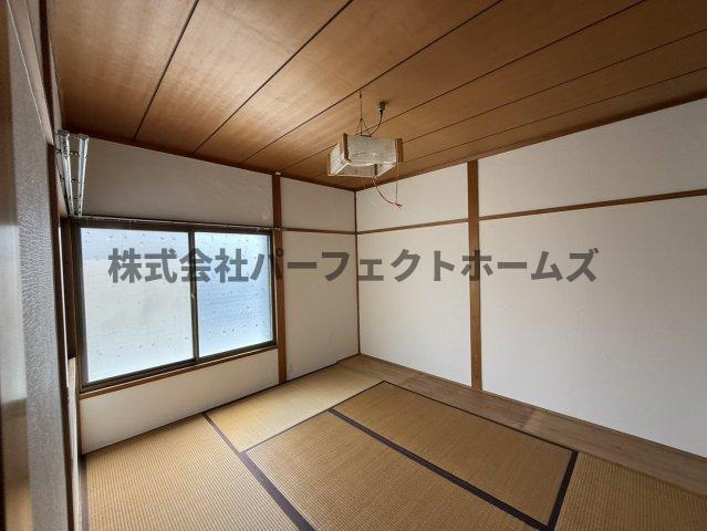 高田2丁目戸建　賃貸の和室|きれいな和室です