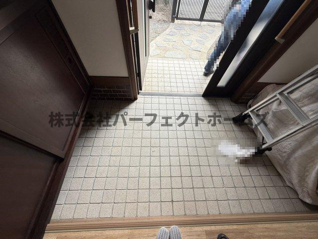 高田2丁目戸建　賃貸の玄関|落ち着いた玄関です