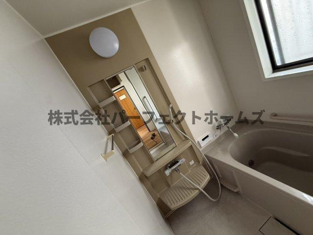 高田2丁目戸建　賃貸の浴室|落ち着いた空間のお風呂です