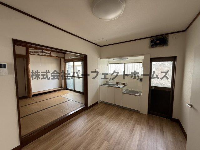 高田2丁目戸建　賃貸のキッチン|ダイニングキッチンです
