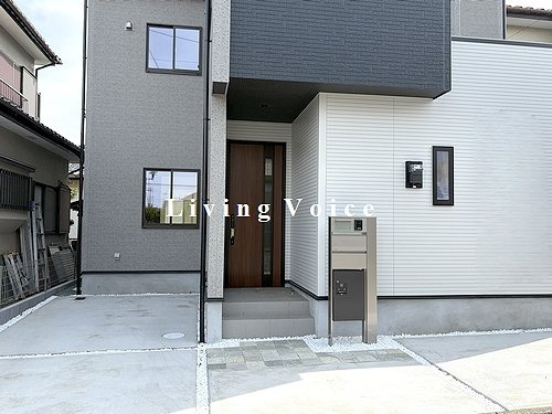 【居間・リビング】 | 【仲介手数料０円】相模原市南区下溝　新築一戸建て | 相模原市南区下溝　新築一戸建て