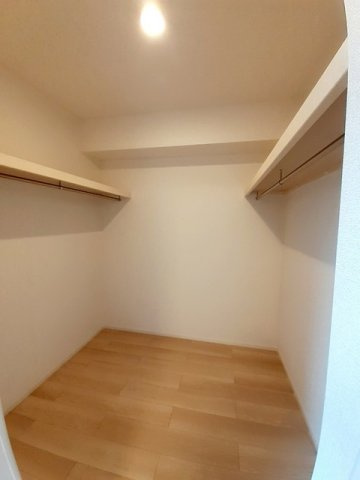 サンリット　ヴィラ　Ｂの収納|大きなものも収納できそうです