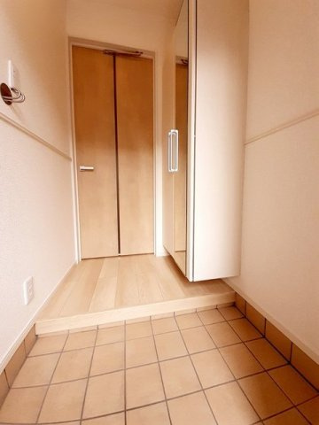 サンリット　ヴィラ　Ｂの玄関|きれいな玄関です