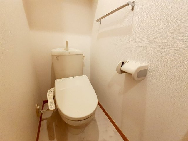 セレーノのトイレ|落ち着いたトイレです