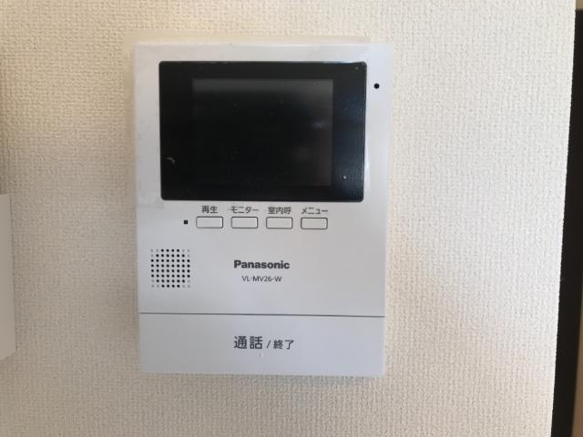 アレッサーノの内装|カメラ付インターホン