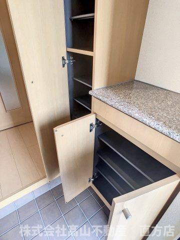 グリーンヒルの玄関