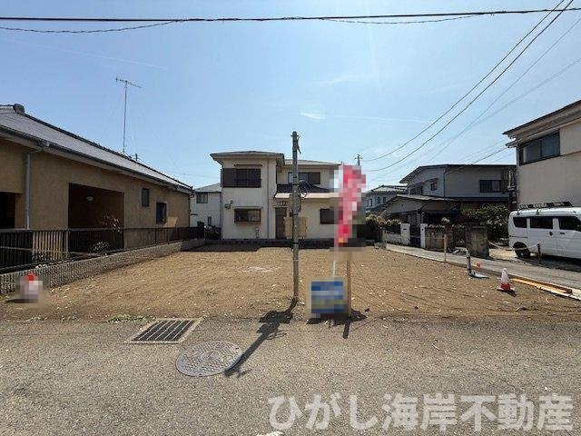 平塚市立野町　新築戸建　全２棟の外観|3月28日撮影　建築中　現地外観