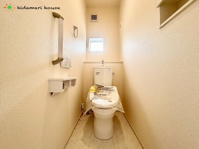 北本市中丸7丁目　全1棟　新築戸建　ブルーミング01のトイレ