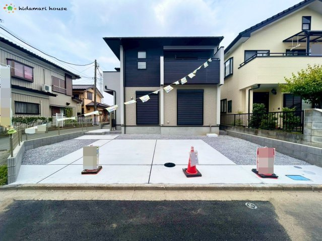 北本市中丸7丁目　全1棟　新築戸建　ブルーミング01の駐車場