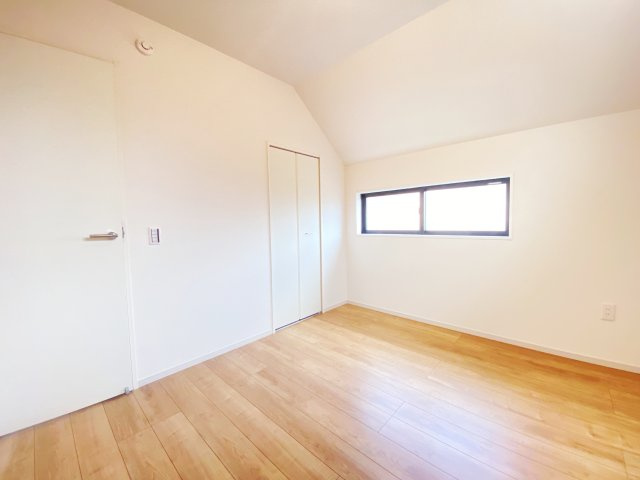 『八王子市新築戸建て』八王子市富士見町7-6【仲介手数料無料】　７期の洋室|～仲介手数料無料☆八王子ひなた不動産～　八王子市富士見町　新築戸建て