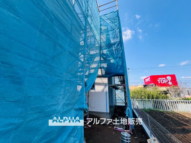 昭島市福島町２丁目新築　A号棟の外観|【clear the mind】◆暮らしが整う空間◆
ゆとりのある住空間と、どこか安心感のある佇まい。
ここで過ごす日々が、自分たちらしい暮らしへと自然に導いてくれる。