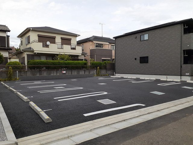 エアーライズの駐車場