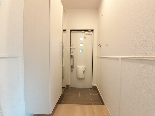 エアーライズの玄関