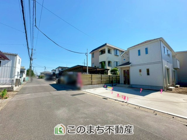 ハートフルタウン宇都宮市今宮1丁目270番　A号棟の前面道路含む現地写真|前面道路は広々としてます！運転が苦手な方でもお車の出し入れ簡単で安心です☆

