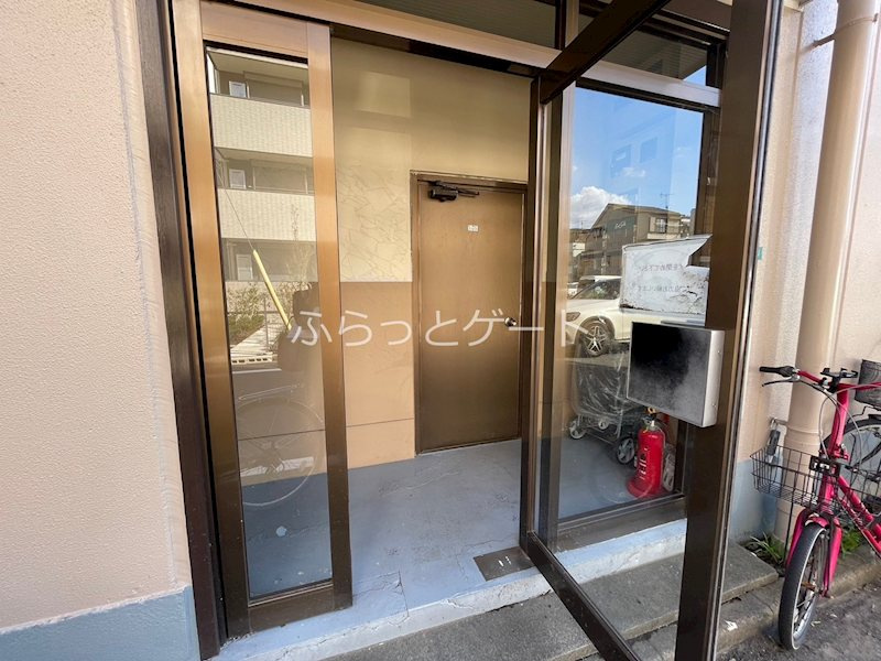 第3フジビレッジのエントランス