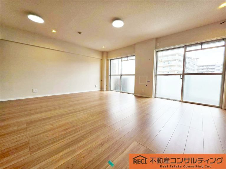 シャルマンコーポ西宮東の洋室