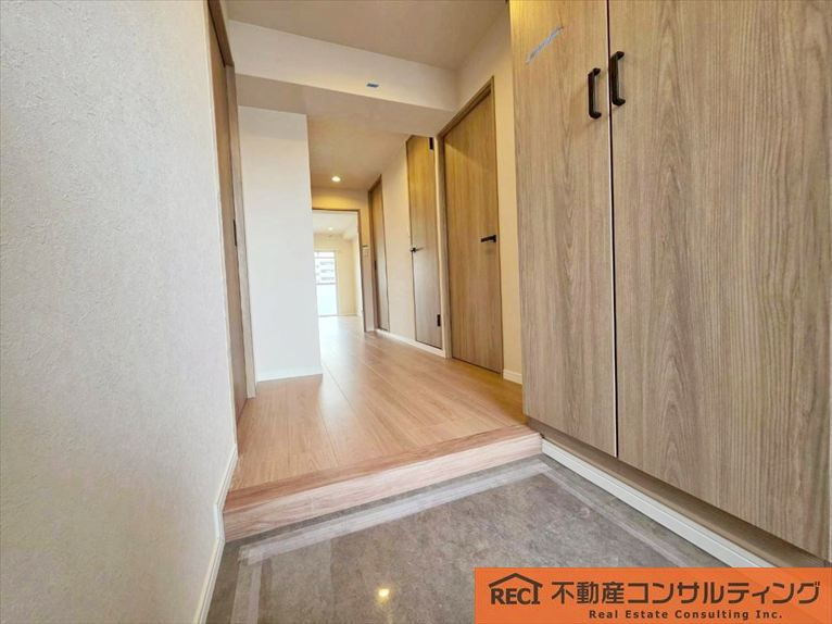 シャルマンコーポ西宮東の玄関