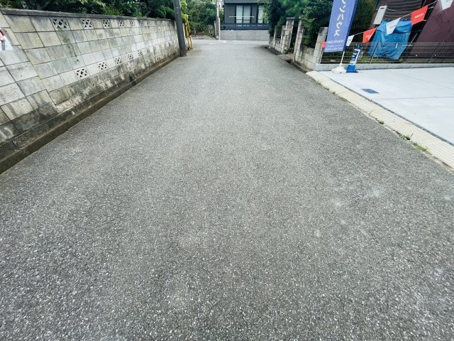 船橋市みやぎ台１丁目５期の前面道路含む現地写真