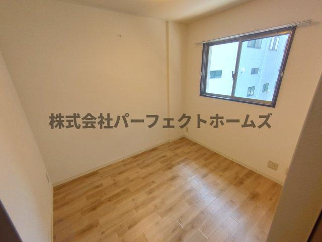 ライズアップ西尾の居間・リビング|ゆったりとした居間です