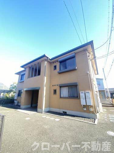 フラワーランド D棟の外観