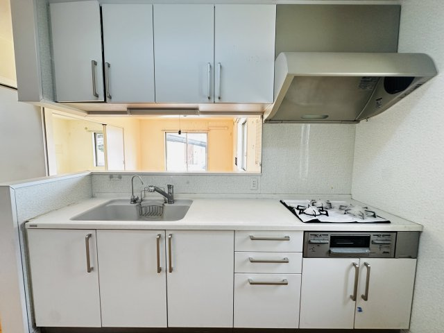 秦野市曽屋　中古一戸建てのキッチン