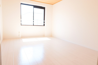 【寝室】 | グリーンパークマルオカ