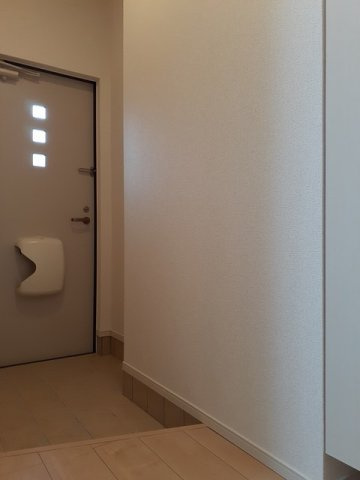 ルタン蔵子の玄関