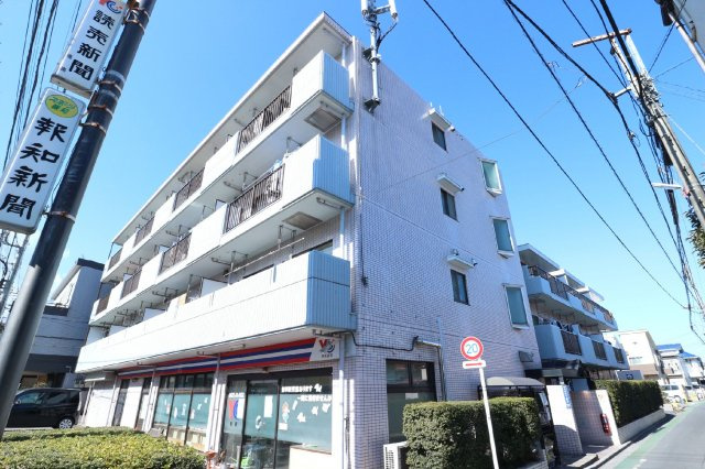 エレガンス三鷹の外観