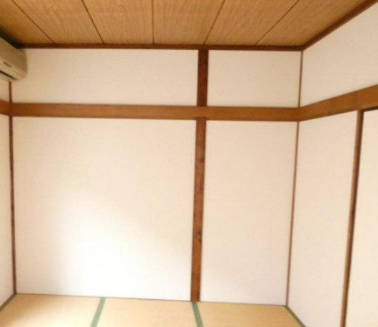 ハイツ三愛の寝室