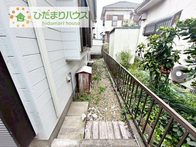 【庭】 | つくばみらい市谷井田1期　中古戸建 | 周辺には高い建物がないため、お庭には太陽の光が降り注ぎます♪