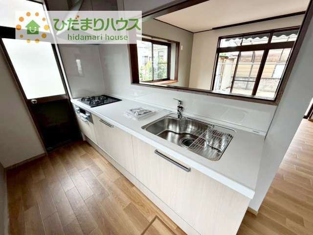 【キッチン】 | つくばみらい市谷井田1期　中古戸建 | 料理をしながらでも、ご家族との会話を楽しめる対面式キッチン♪