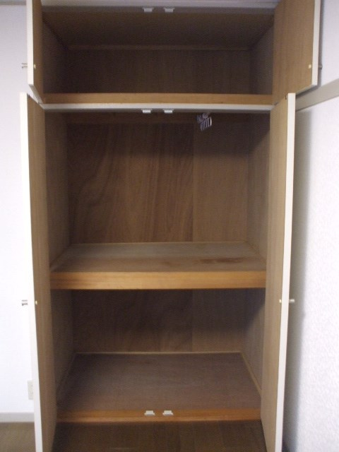 牧田ビルB棟の収納