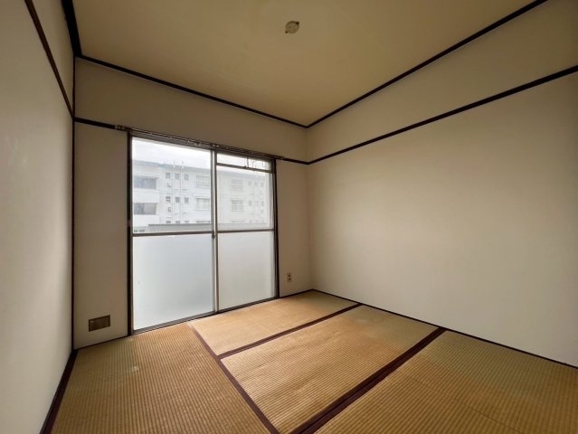 平田台住宅１４号棟の寝室