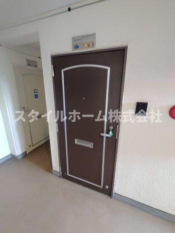 ライフ２１の玄関