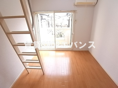 【寝室】 | ジュネパレス津田沼第1 | 開放的な寝室です