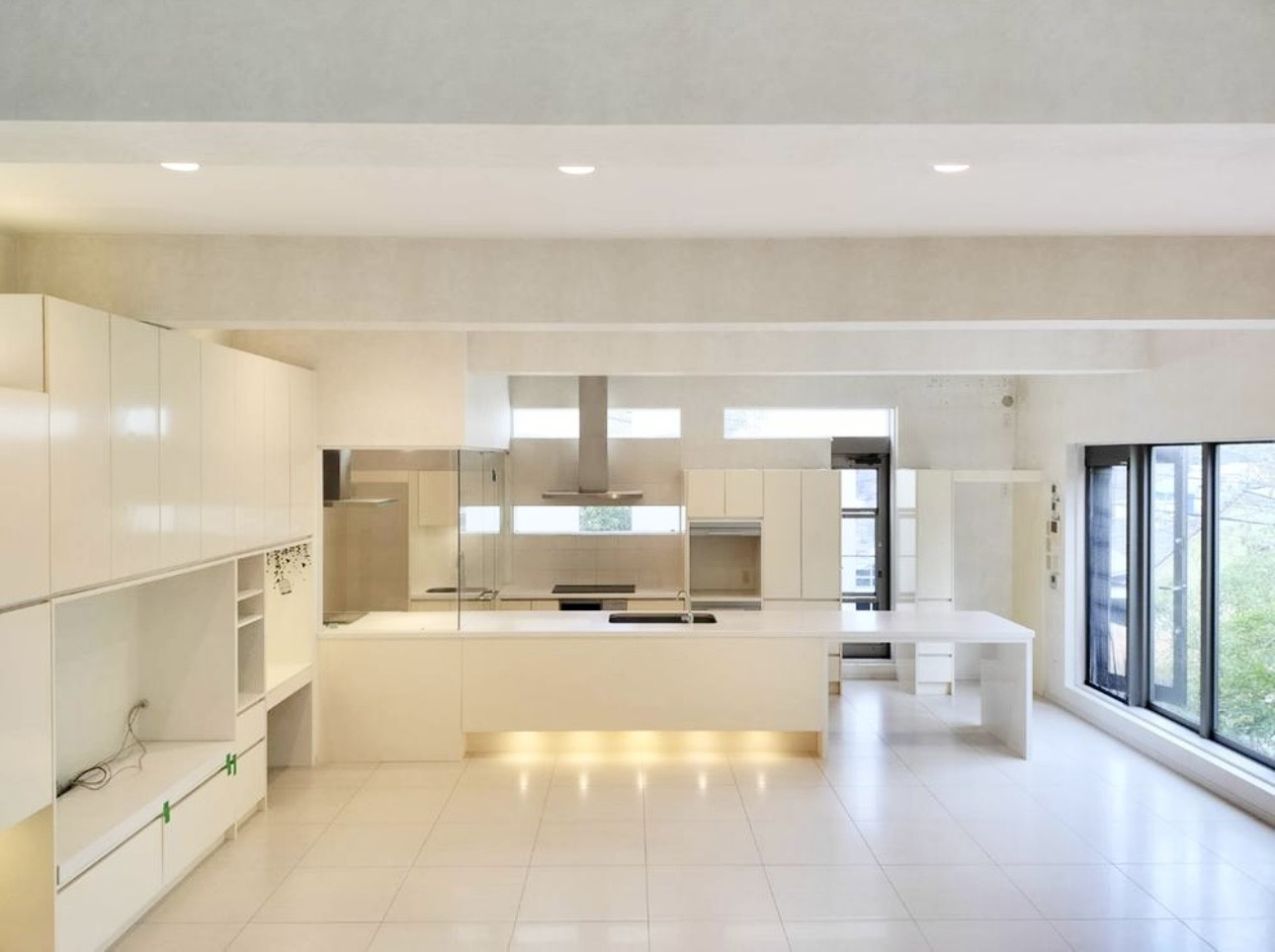 Kamakura Atelier Houseｰ鎌倉市笛田の居間・リビング