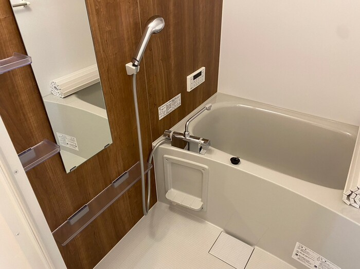 Luce Solare(ルチェ ソラーレ)の浴室