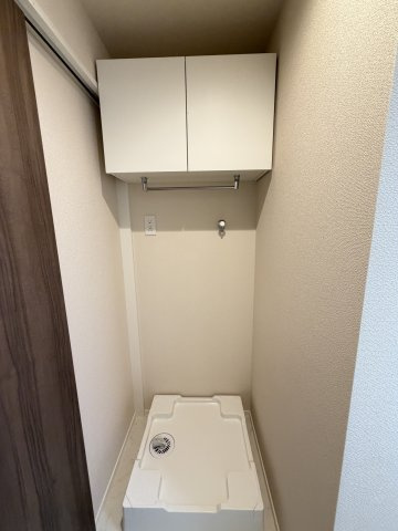Ｔｈｅ　Ｐｒｉｍｒｏｓｅ　ａｔ東松戸　ザプリムローズアットヒガシマツドの洗面所|★室内洗濯機置き場★