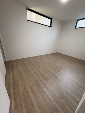 老松町新築プロジェクトの洋室