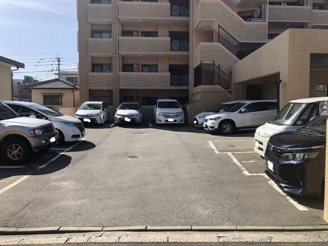 TenGood高取の駐車場