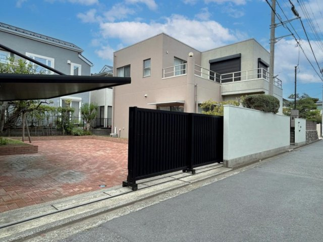 藤沢市鵠沼松が岡　敷地広々フルリフォーム邸宅