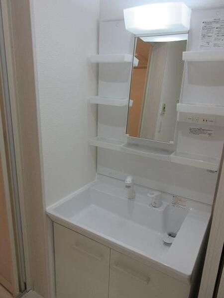 マイレジデンス鷺宮の洗面所