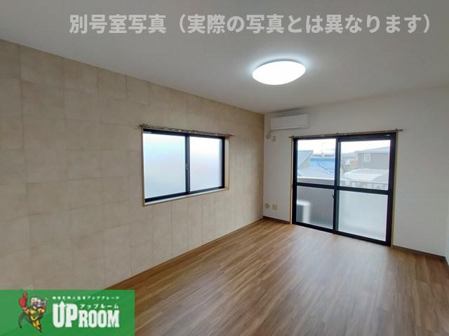 プリミエール下山の居間・リビング