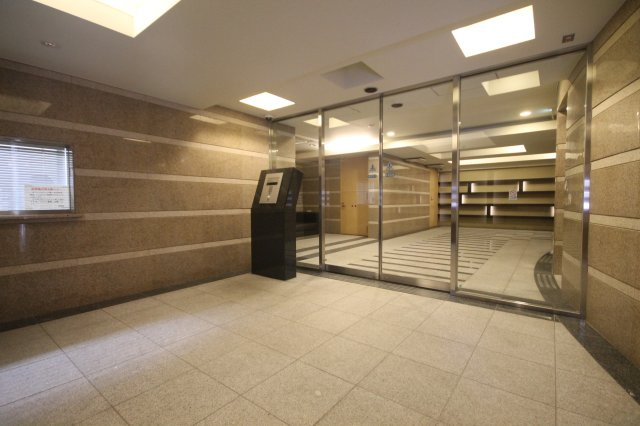 【エントランス】