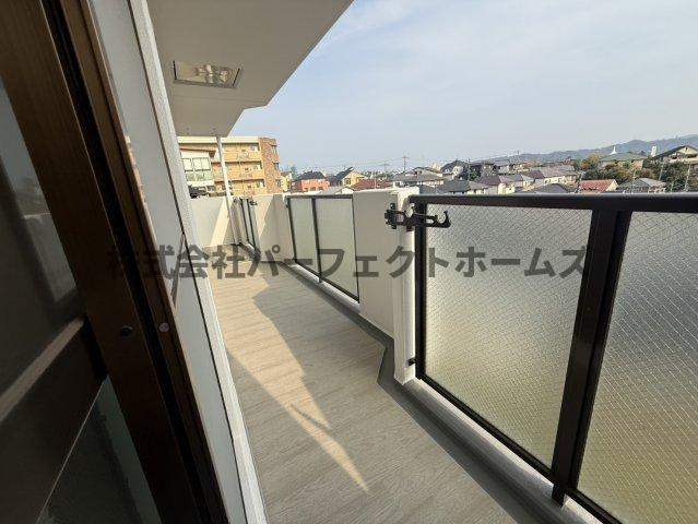 Orient Residence Suehirochoのバルコニー|広々としたバルコニーです