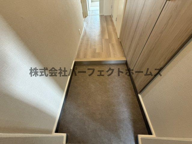 Orient Residence Suehirochoの玄関|明るい玄関です